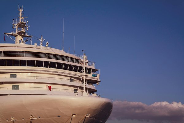 How can tourists explore the hidden historical gems of Chester without overspending?